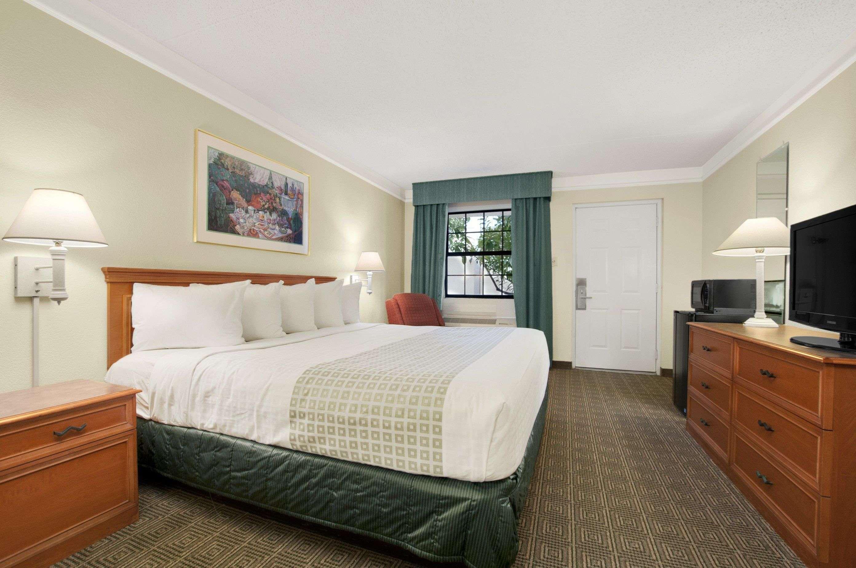 Baymont By Wyndham Longview Motel Kültér fotó